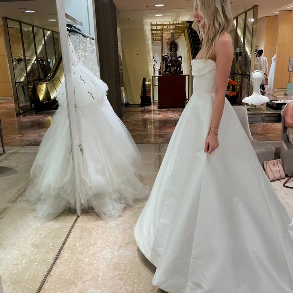 Monique Lhuillier Buckingham Wedding Dress / Gown - Picture 3 of 3